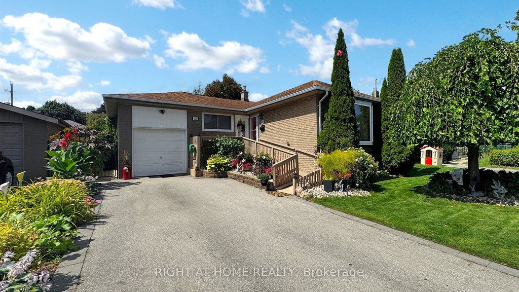 224 Livingston Road, Toronto E08