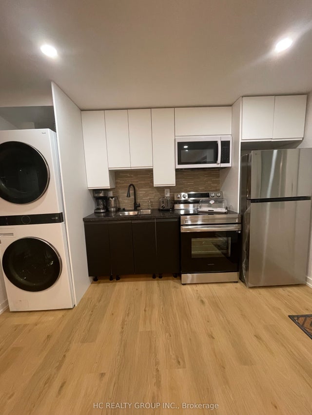 183 Island Road B1, Toronto E10
