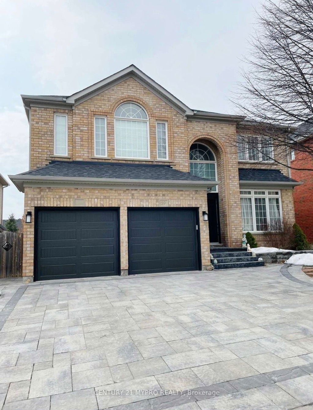 59 Splendor Drive Bsmt, Whitby