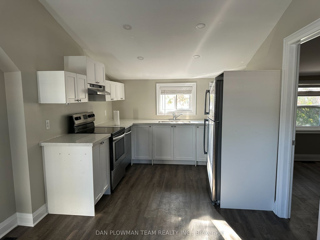 460 Park Road S Upper, Oshawa