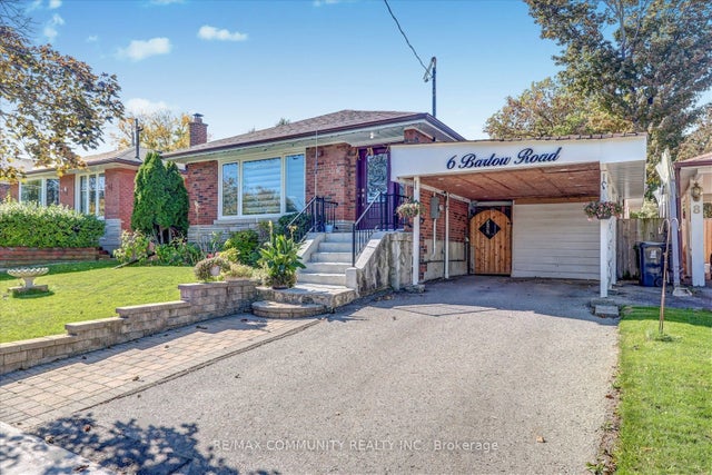 6 Barlow Road, Toronto E09