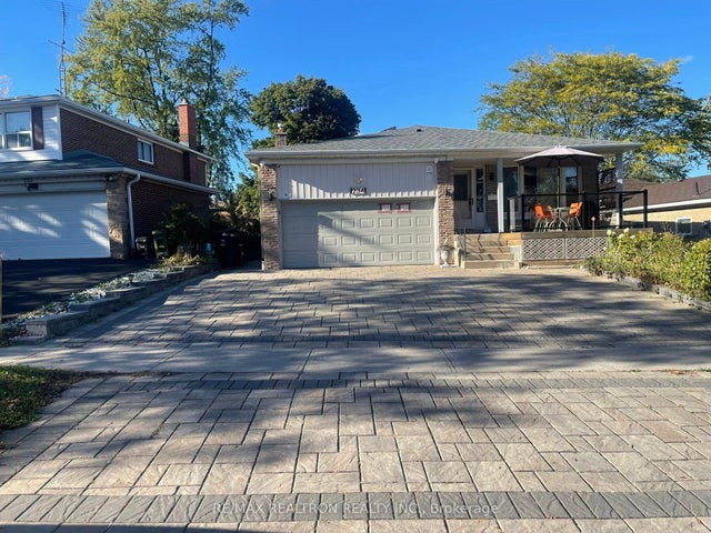 234 Chartland Boulevard S #basement, Toronto E07