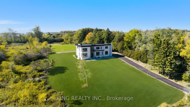 6540 Coronation Road, Whitby