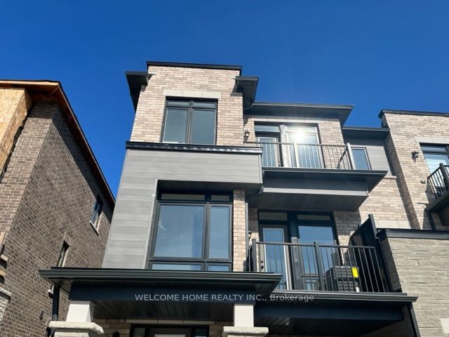 28 Lord Drive, Ajax