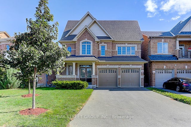 2433 Equestrian Crescent, Oshawa