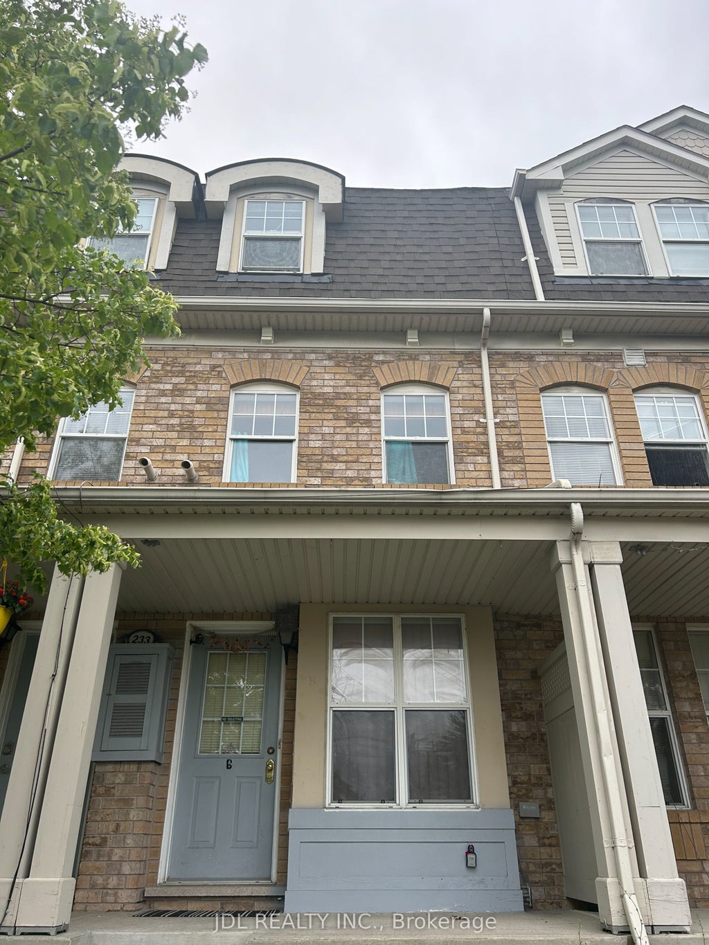 233b Rouge River Dr Drive, Toronto E11