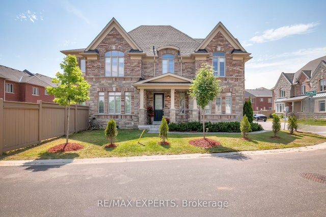 101 Larkinley Lane Bsmt, Ajax