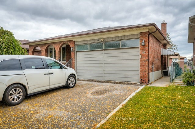15 Arkona Drive Lower, Toronto E05