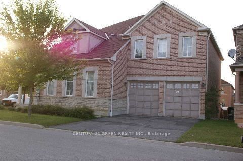 45 Oshea Crescent Bmst, Ajax