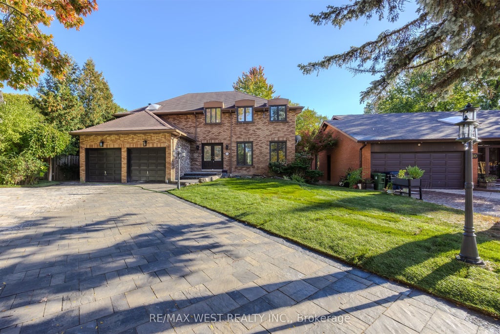 12 Tredvalley Grove, Toronto E10