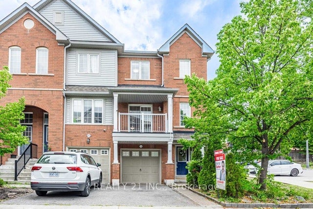 13 Ventura Lane, Ajax