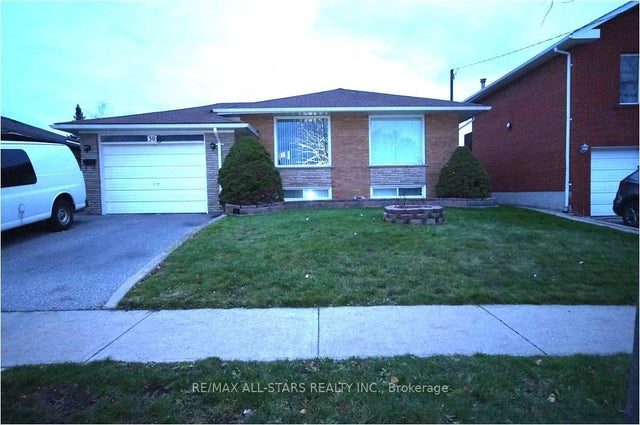 30 Doerr Road Bsmt, Toronto E09
