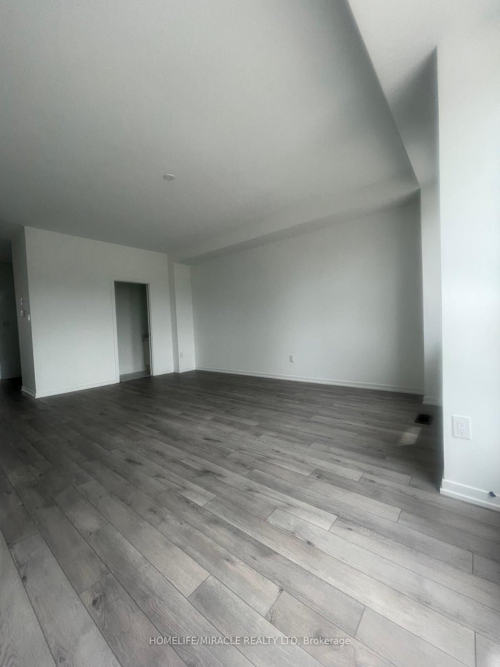 203 Monarch Avenue, Ajax