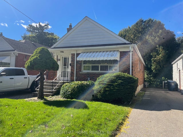82 Cedarcrest Boulevard, Toronto E03