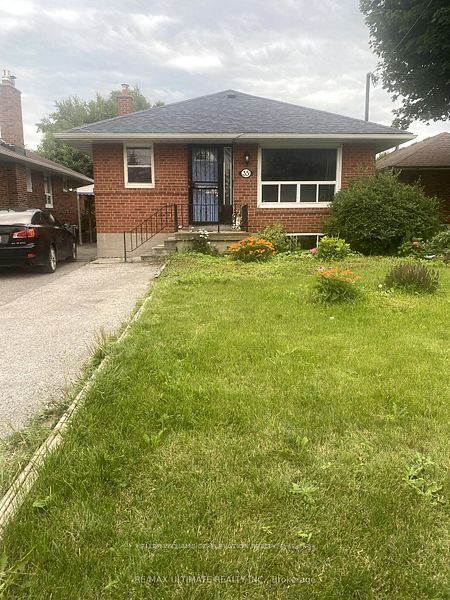 35 Pachino Boulevard, Toronto E04