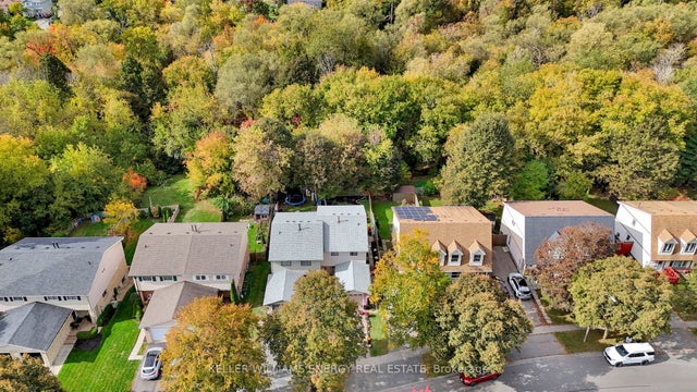 518 Camelot Drive, Oshawa