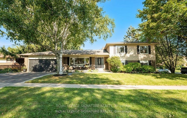 55 Bathgate Drive, Toronto E10