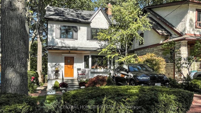 70 Pine Crescent N, Toronto E02