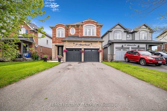 27 Alldread Crescent, Clarington