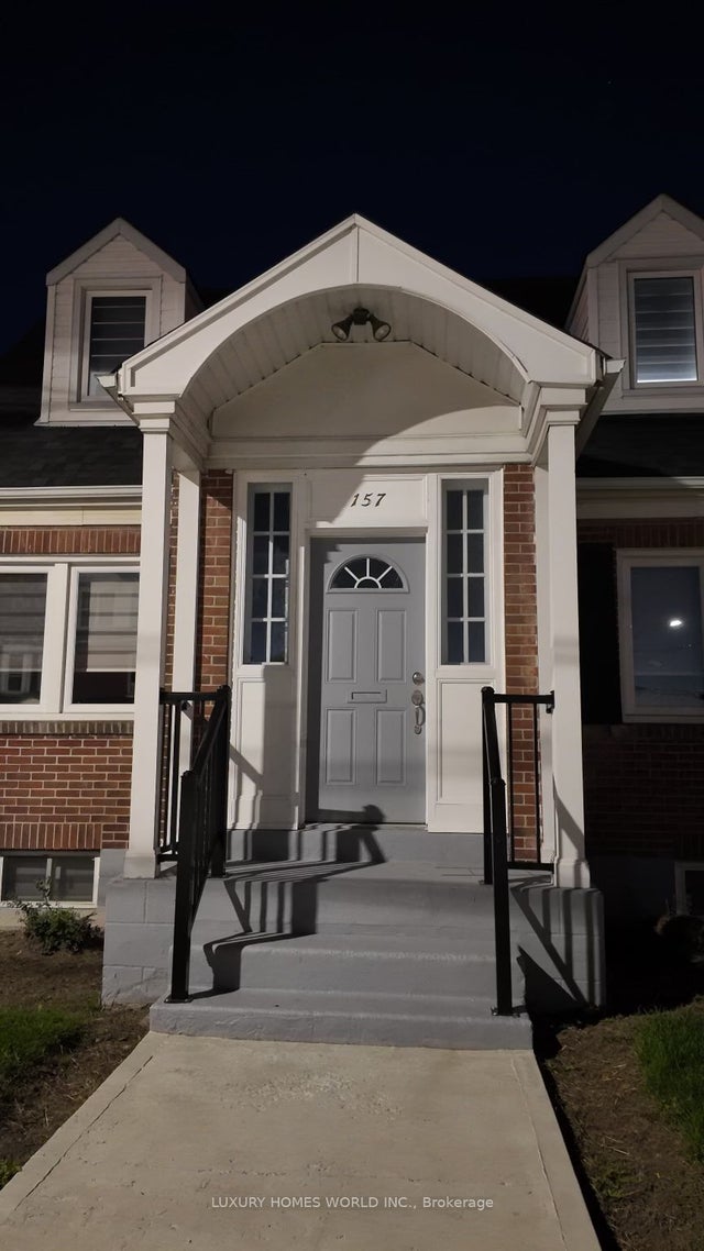 157 Centre Street S, Oshawa