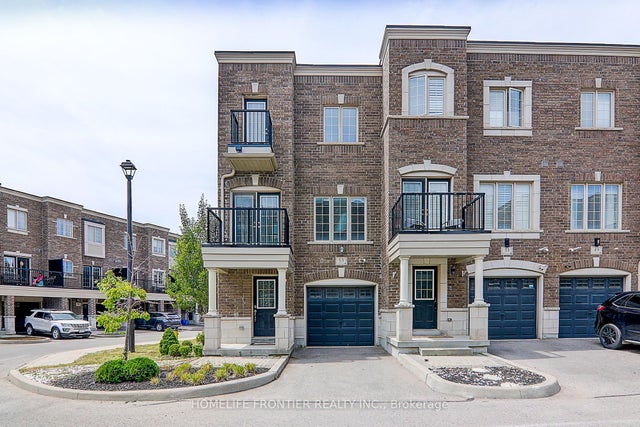 53 Ferris Square, Clarington
