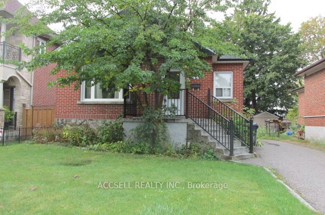 44 Cotton Avenue, Toronto E04