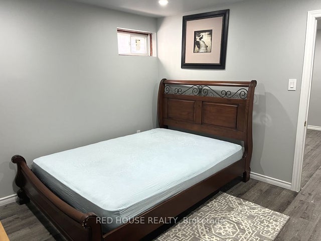 4 Brennan Road Room 1, Ajax