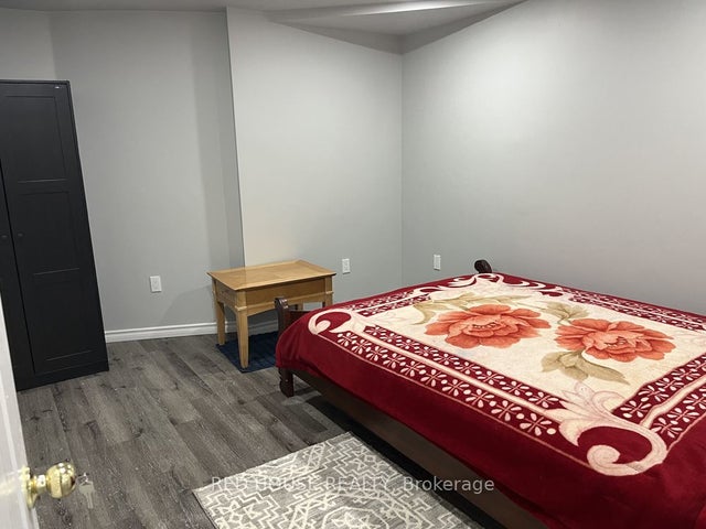 4 Brennan Road Room 2, Ajax