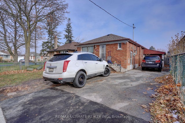 23 Falmouth Avenue Lower, Toronto E04