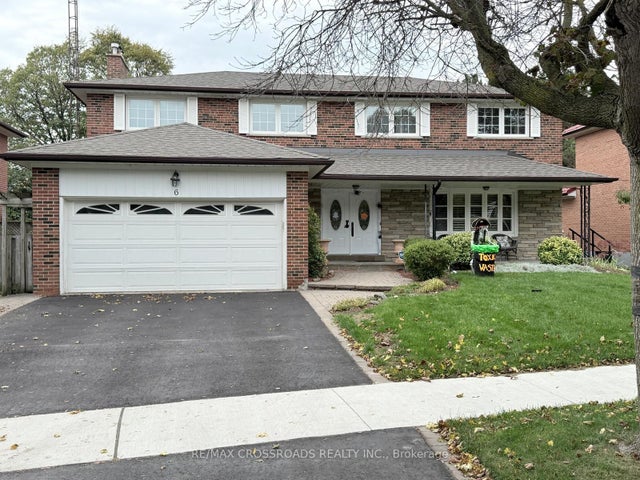 6 Logstone Crescent, Toronto E09