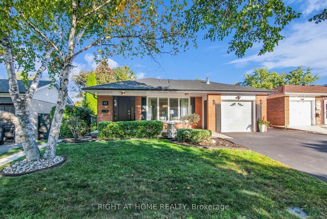 47 Dormington Drive, Toronto E09