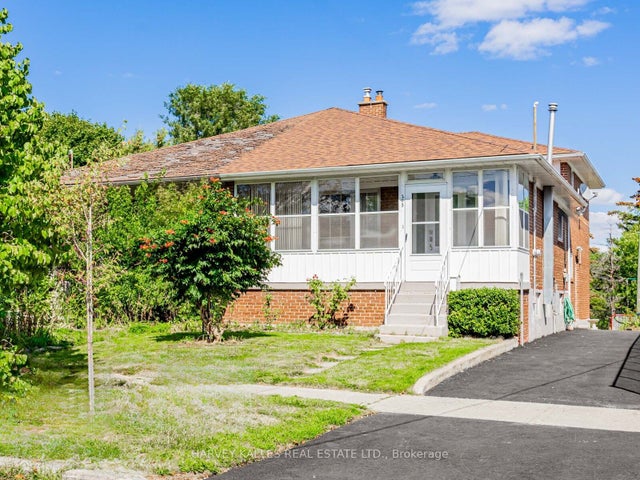 205 Vauxhall Drive, Toronto E04