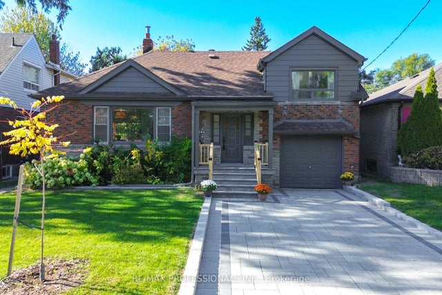 146 Pinegrove Avenue, Toronto E06