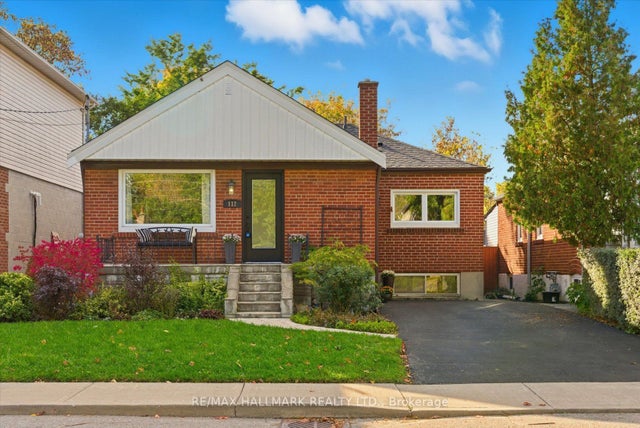 112 Phillip Avenue, Toronto E06