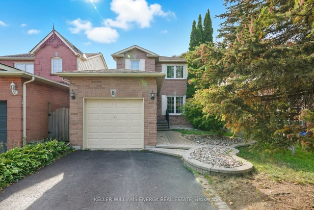 8 Inglis Avenue, Clarington