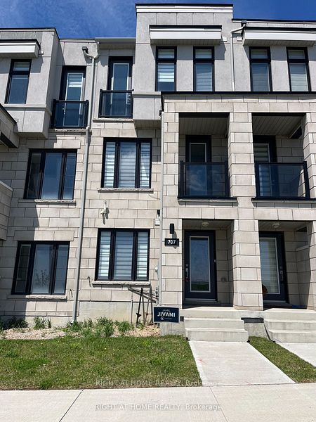 707 Port Darlington Road, Clarington