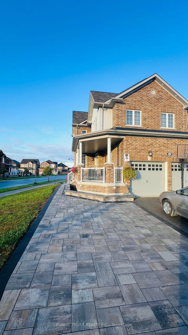 1808 Castlepoint Drive Basement, Oshawa