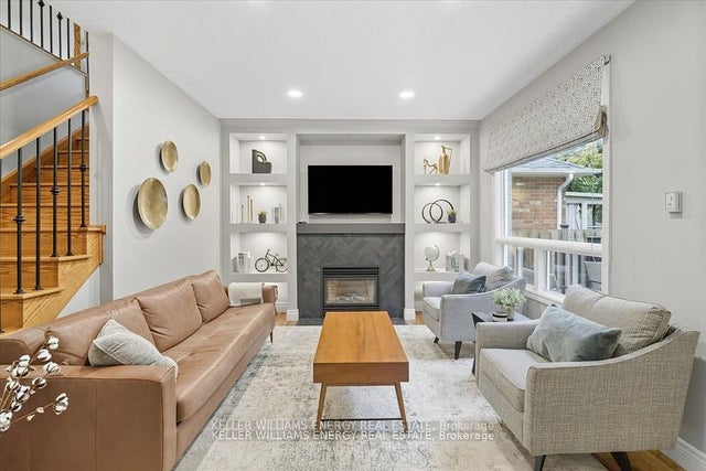 518 Britannia Avenue E, Oshawa