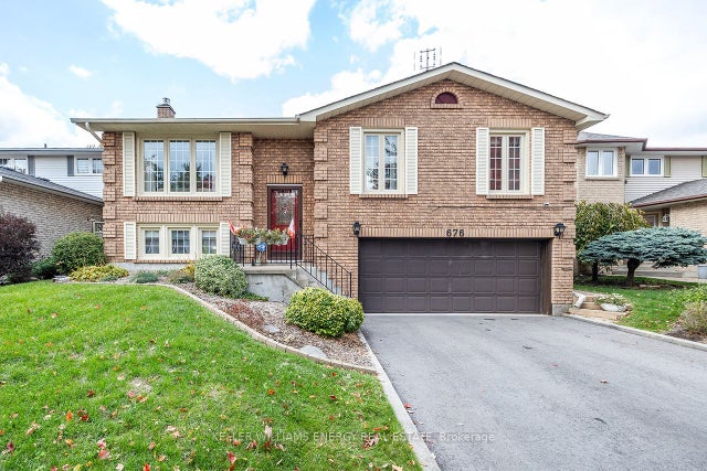 676 Whistler Drive, Oshawa