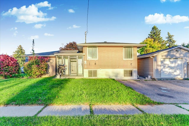 81 Grassmere Avenue, Oshawa