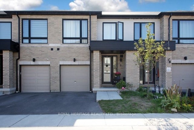5 Klein Way, Whitby