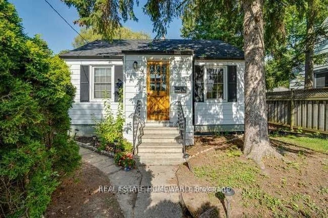 4 Warvet Crescent, Toronto E03