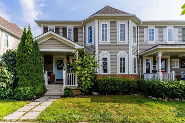149 Carnwith Drive E, Whitby