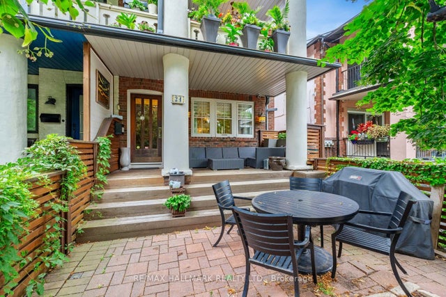 24 Hammersmith Avenue Main, Toronto E02