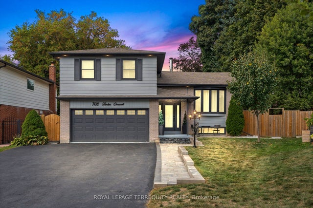 708 Aruba Crescent, Oshawa