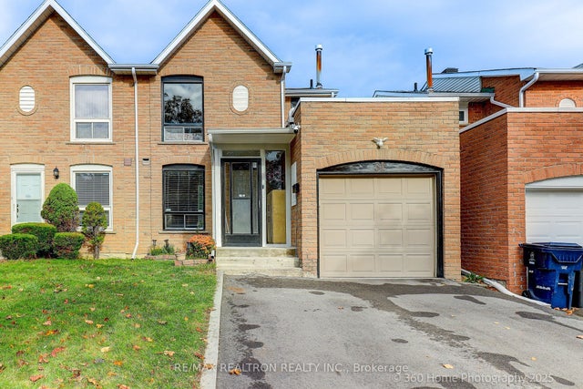 51 Campania Crescent, Toronto E07