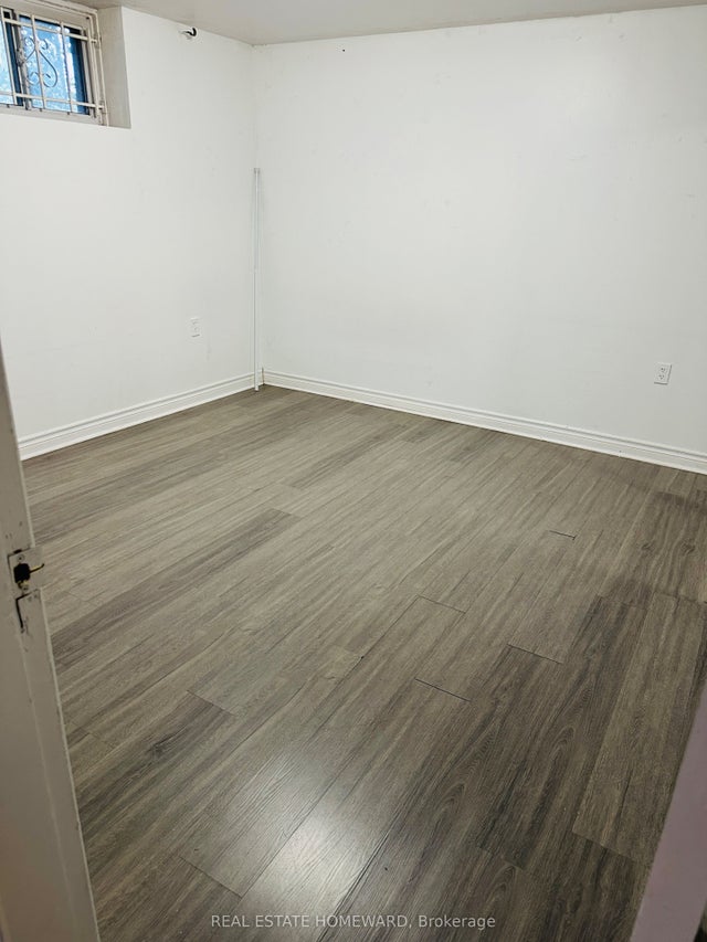 68 Hart Avenue Basement, Toronto E04