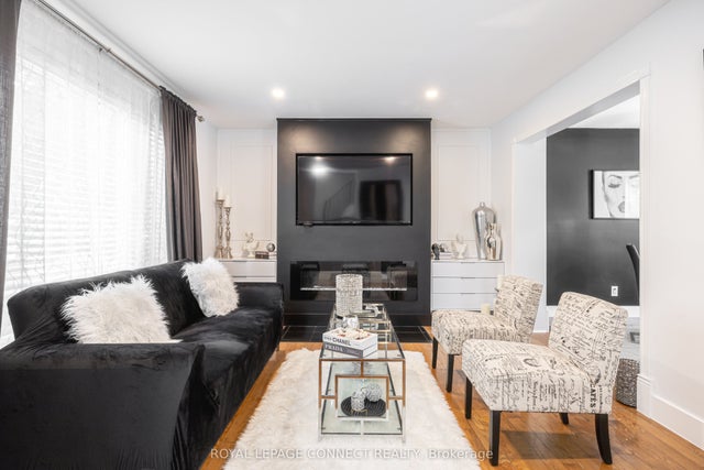 32 Harland Crescent, Ajax