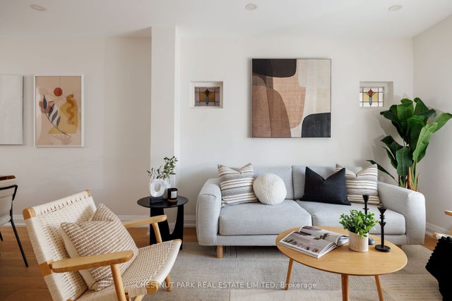 107 Kent Road, Toronto E01