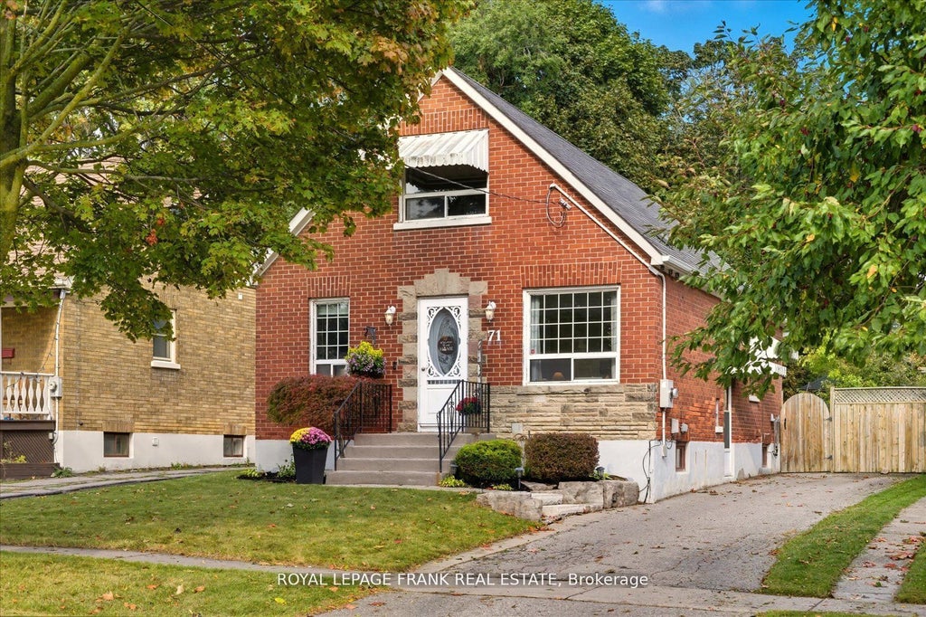 71 Lasalle Avenue, Oshawa